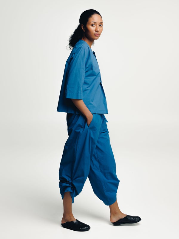 Helle-housut, y&ouml;taivas