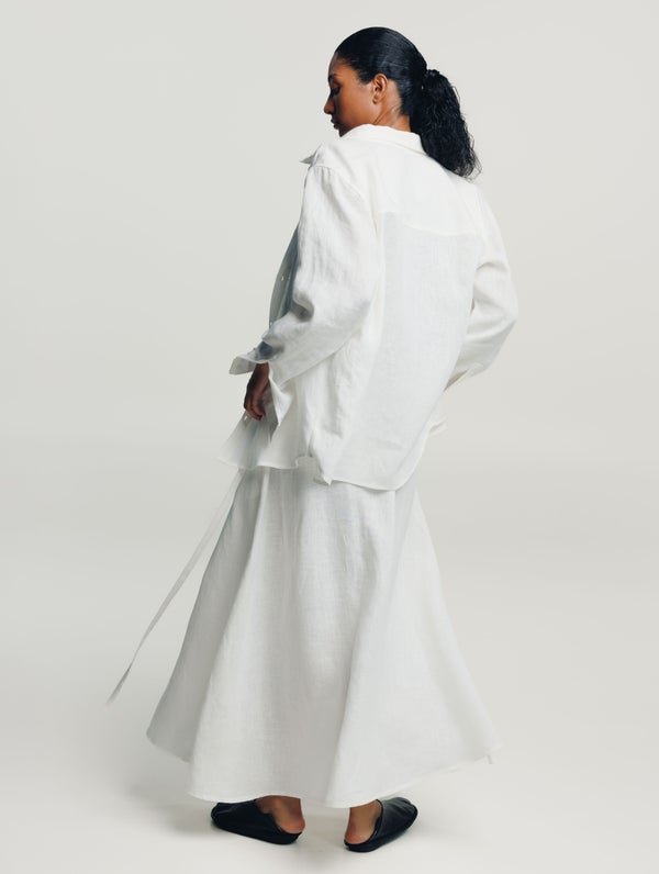 Alina-pellavapaita, luonnonvalkoinen