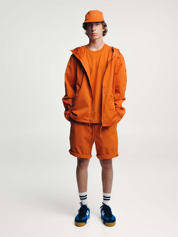 Vetoketjuanorakki, auringonlasku