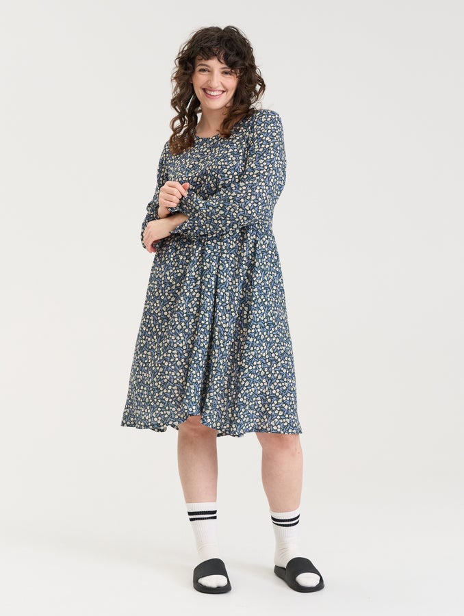 Elviira-printtimekko, tummansininen Keh&auml;kukka-kuosi