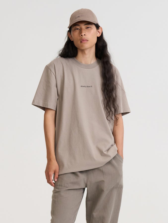 Yoonsik (180cm) k&auml;ytt&auml;&auml; kokoa L.