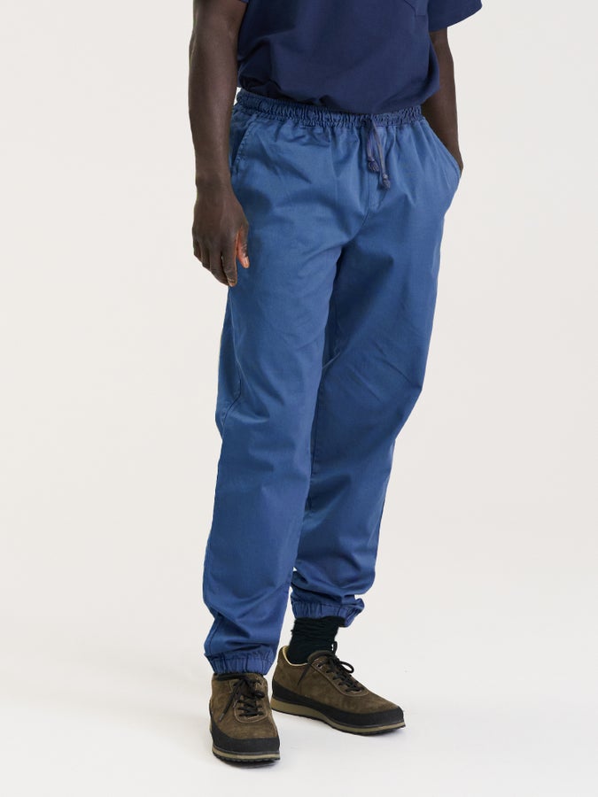 Cico (187 cm) k&auml;ytt&auml;&auml; kokoa L. Anorakkihousut, y&ouml;taivas